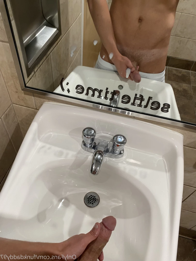 funkdaddy97 Onlyfans leaked photo 15364974 on Hotleaks.tv