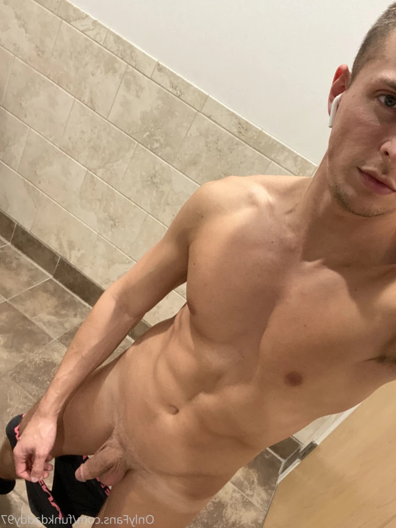 funkdaddy97 Onlyfans leaked photo 15377621 on Hotleaks.tv