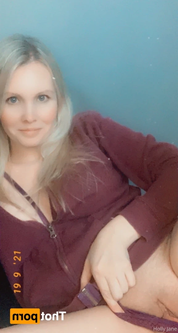 Holly Jane [ hollyjaneloves69 ] Onlyfans leaked photo 11863915 on Hotleaks.tv
