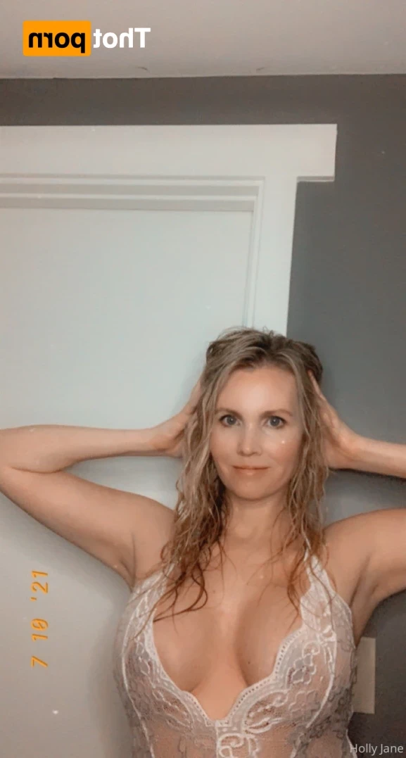 Holly Jane [ hollyjaneloves69 ] Onlyfans leaked photo 16491127 on Hotleaks.tv