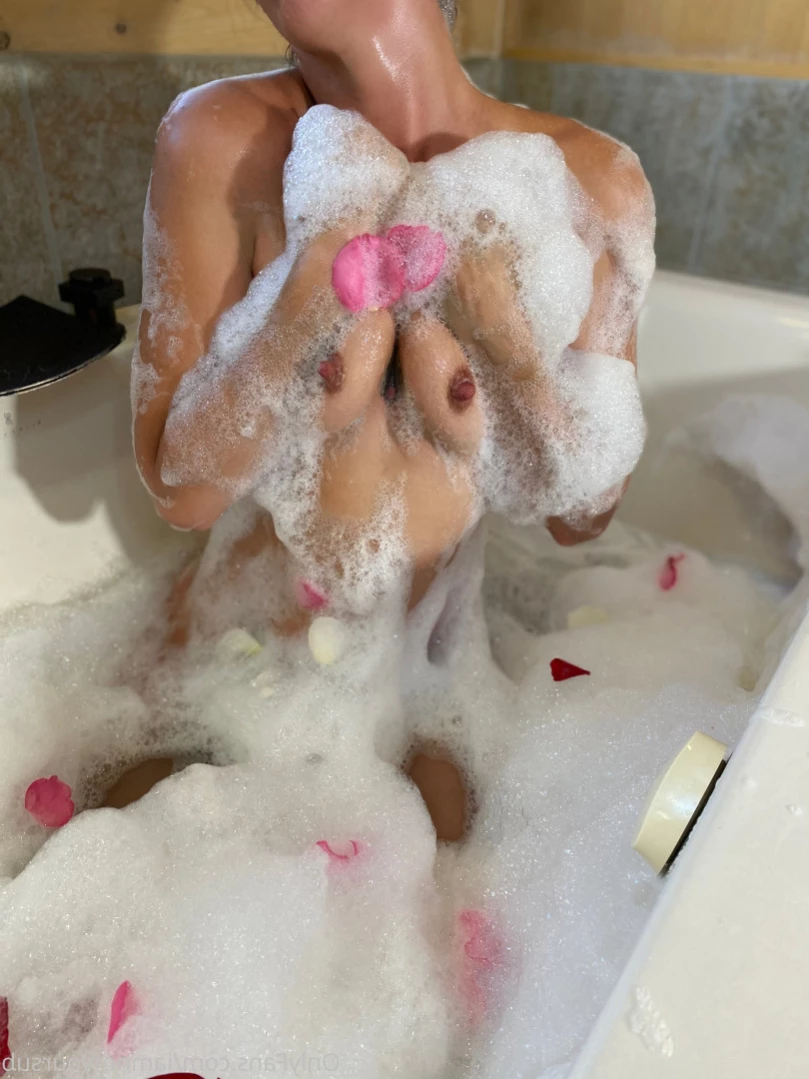Lara Grace Ryan [ iamnotyoursub ] Onlyfans leaked photo 11654682 on Hotleaks.tv