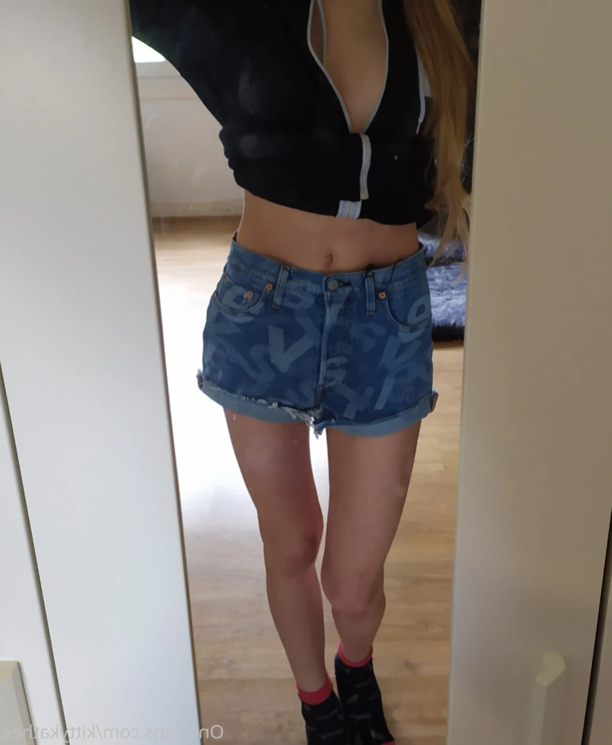 Kitty [ kittykathee ] Onlyfans leaked photo 12331906 on Hotleaks.tv