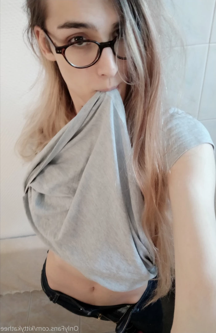 Kitty [ kittykathee ] Onlyfans leaked photo 13962835 on Hotleaks.tv