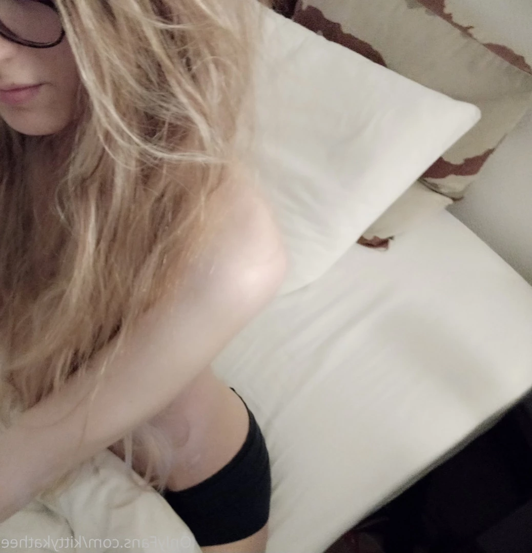 Kitty [ kittykathee ] Onlyfans leaked photo 14808419 on Hotleaks.tv