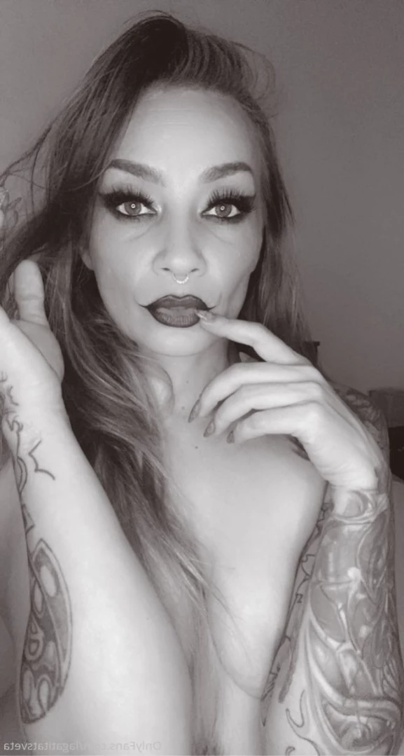 La Gatita [ lagatitatsveta ] Onlyfans leaked photo 15834278 on Hotleaks.tv