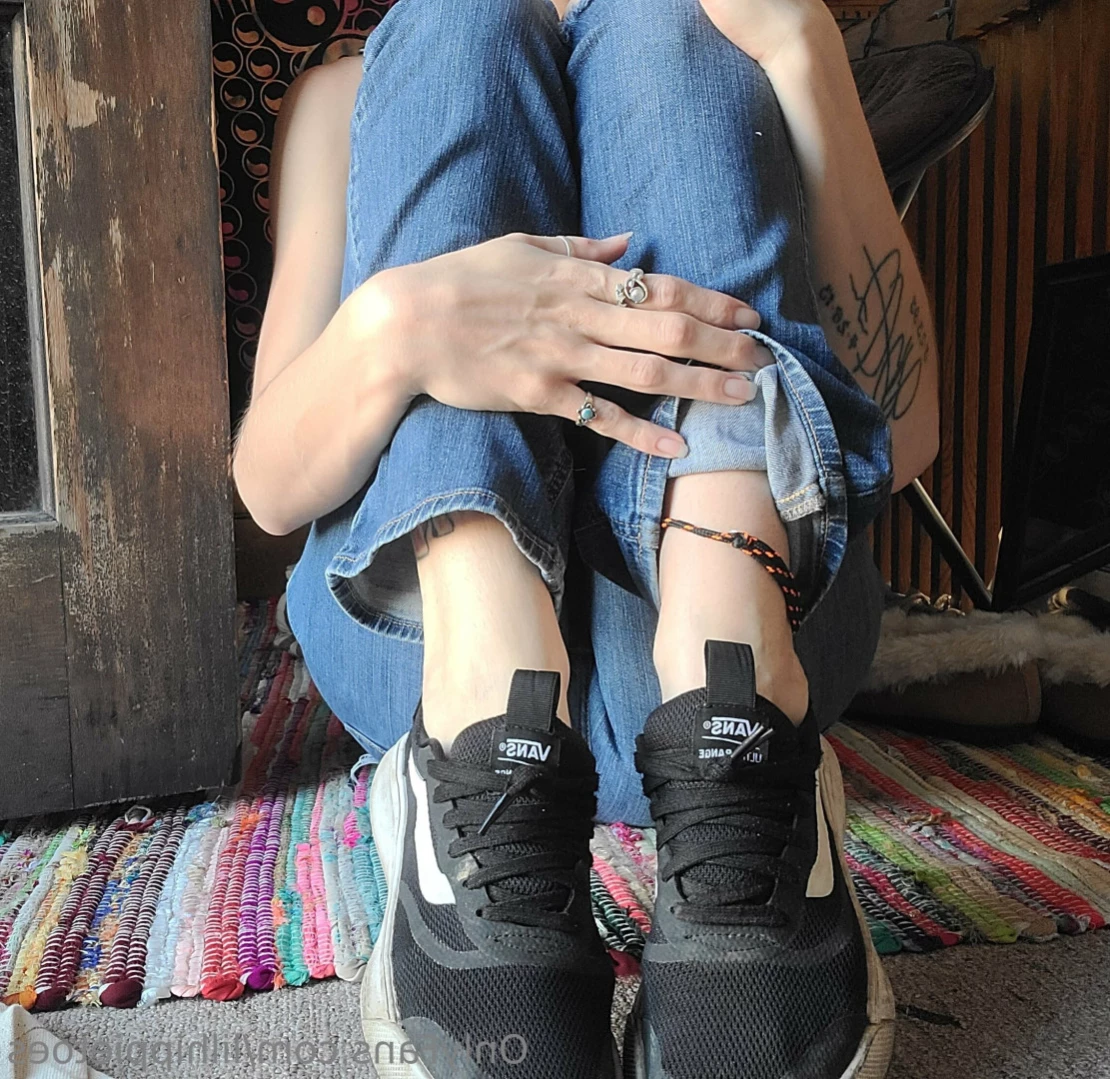 Shyla [ lilhippietoes ] Onlyfans leaked photo 13910467 on Hotleaks.tv