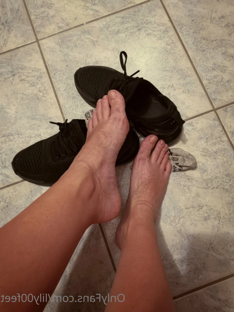 Lady Lily [ lily00feet ] Onlyfans leaked photo 11327002 on Hotleaks.tv
