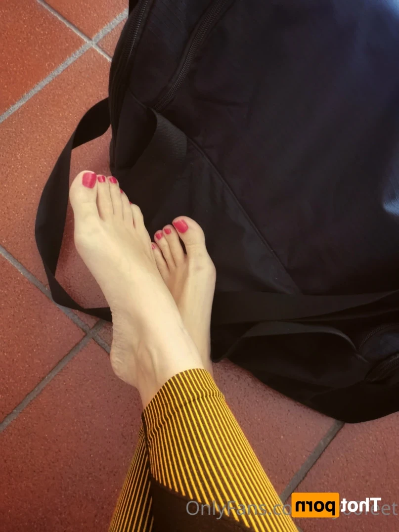 Lady Lily [ lily00feet ] Onlyfans leaked photo 13489982 on Hotleaks.tv