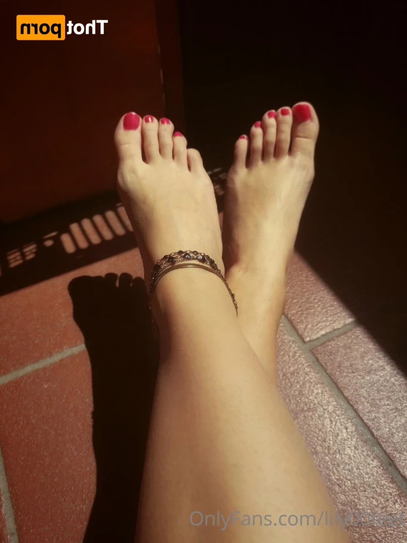 Lady Lily [ lily00feet ] Onlyfans leaked photo 13641823 on Hotleaks.tv