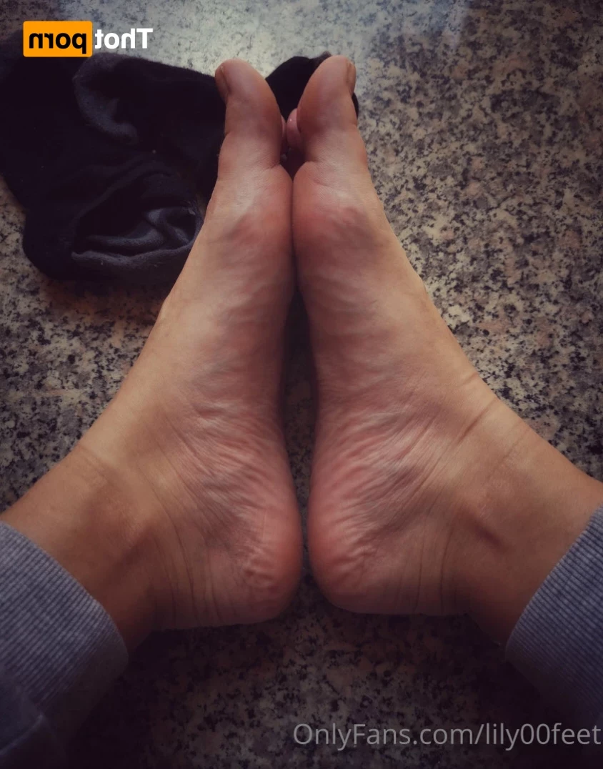 Lady Lily [ lily00feet ] Onlyfans leaked photo 13736207 on Hotleaks.tv