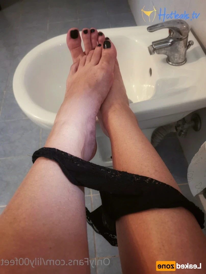 Lady Lily [ lily00feet ] Onlyfans leaked photo 13856180 on Hotleaks.tv