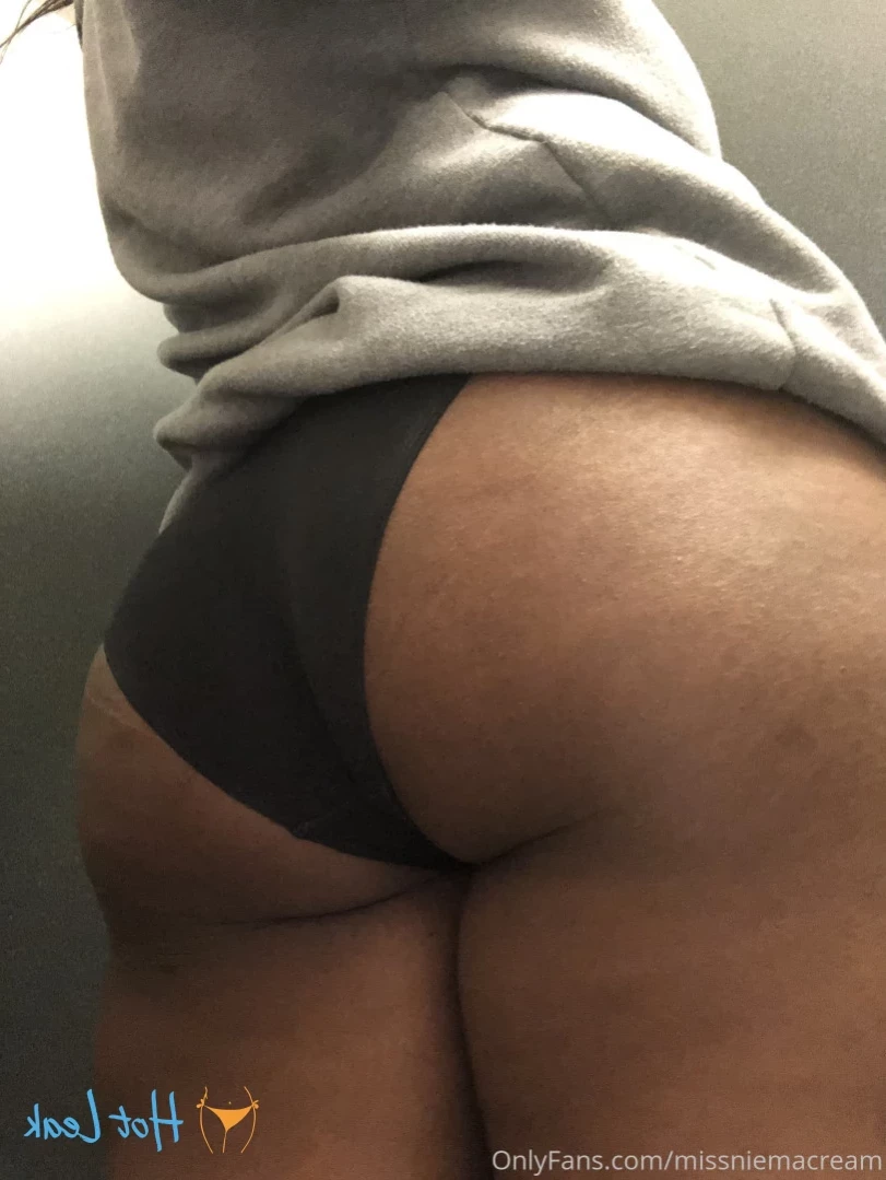 𝓐𝓷𝓪𝓵 𝓠𝓾𝓮𝓮𝓷 [ missniemacream ] Onlyfans leaked photo 12563271 on Hotleaks.tv