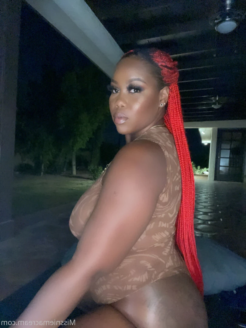 𝓐𝓷𝓪𝓵 𝓠𝓾𝓮𝓮𝓷 [ missniemacream ] Onlyfans leaked photo 12861845 on Hotleaks.tv