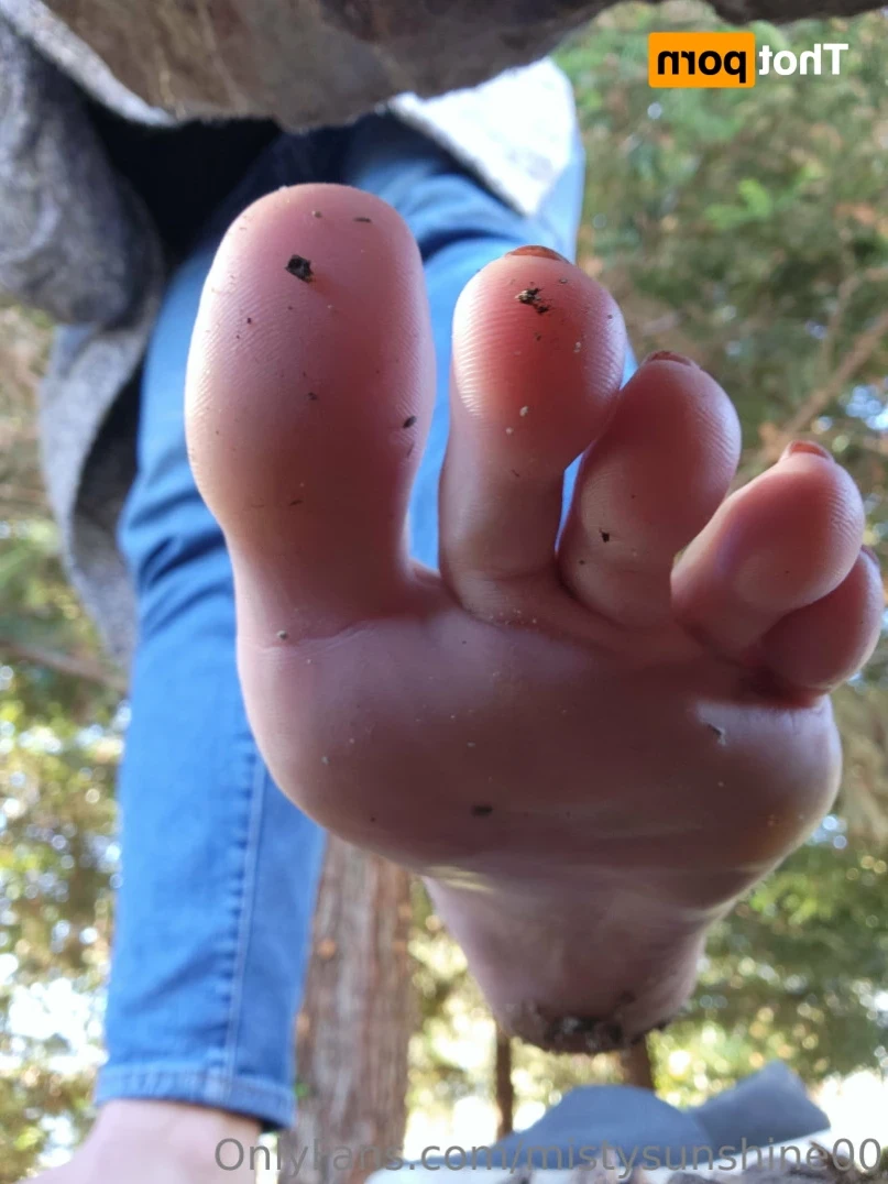 Giantess Misty [ mistysunshine00 ] Onlyfans leaked photo 11901725 on Hotleaks.tv