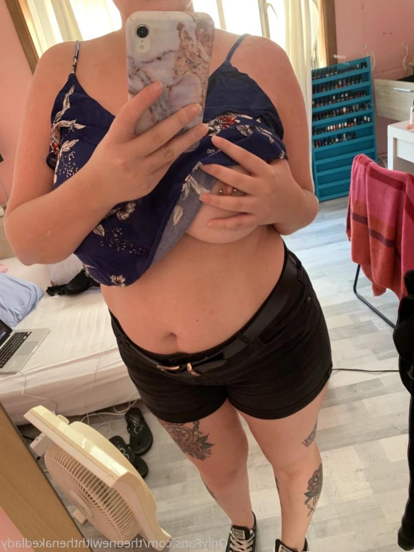 nakedladyy Onlyfans leaked photo 11971921 on Hotleaks.tv