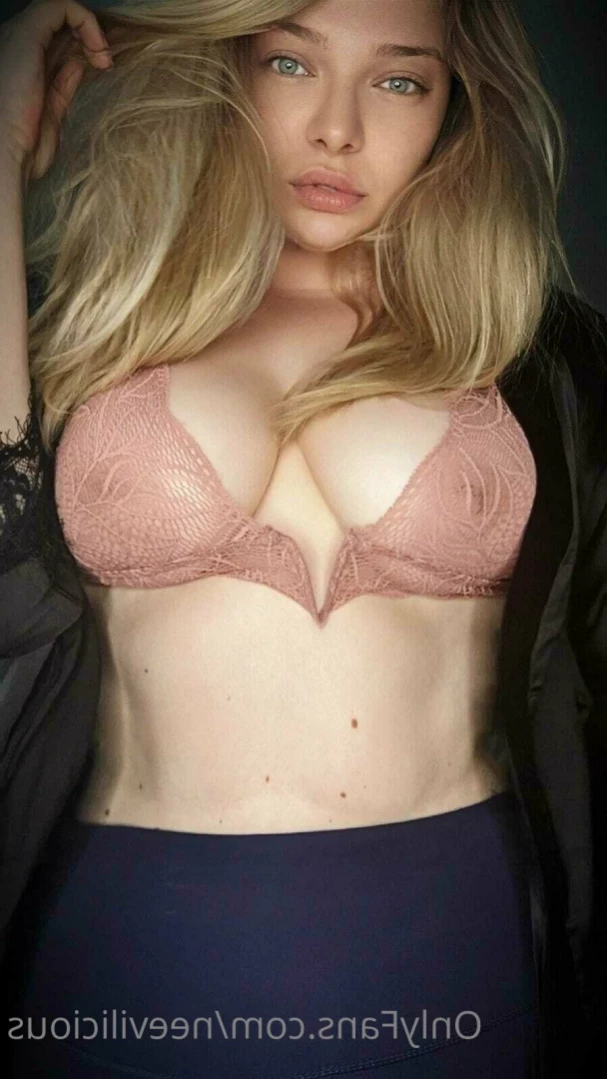 Neevi [ neevilicious ] Onlyfans leaked photo 12068506 on Hotleaks.tv