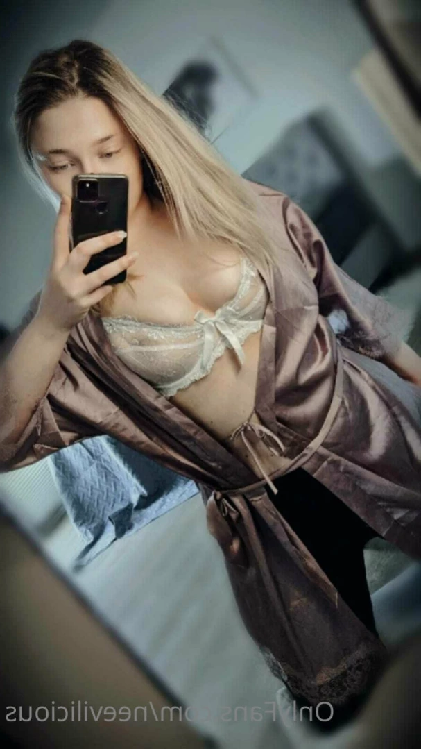 Neevi [ neevilicious ] Onlyfans leaked photo 12069507 on Hotleaks.tv