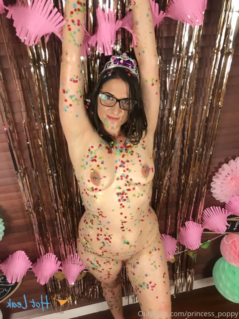 Princess Poppy (NO PPV) [ princess_poppy ] Onlyfans leaked photo 11585156 on Hotleaks.tv