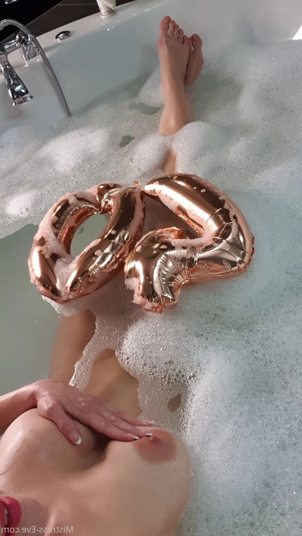 Mistress Eve [ mistress-eve ] Onlyfans leaked photo 822803 on Hotleaks.tv