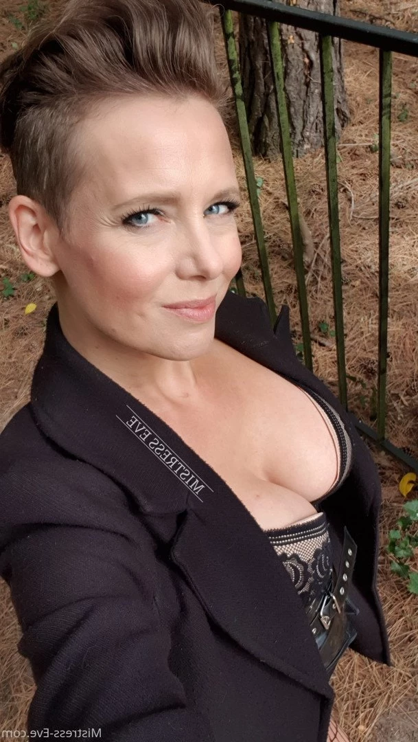 Mistress Eve [ mistress-eve ] Onlyfans leaked photo 822918 on Hotleaks.tv