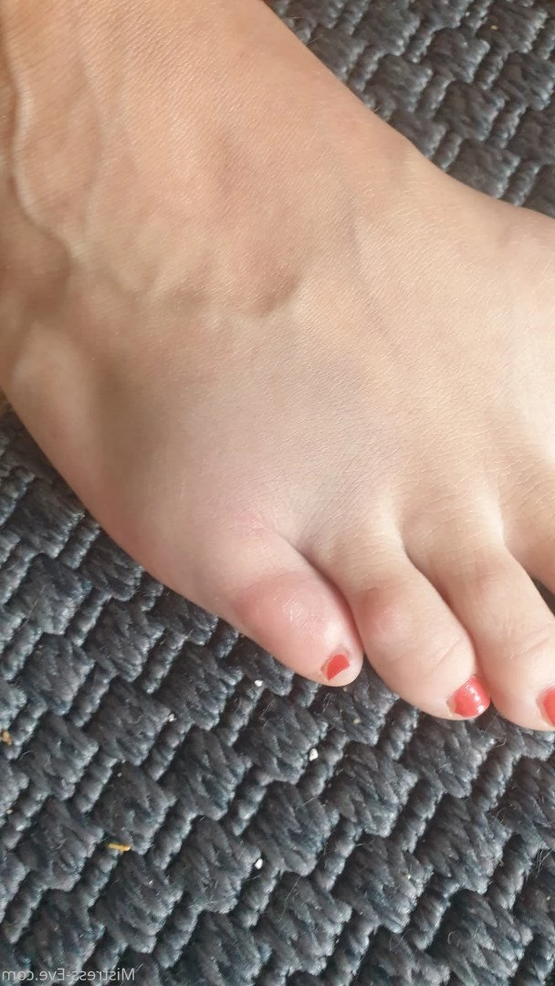 Mistress Eve [ mistress-eve ] Onlyfans leaked photo 823206 on Hotleaks.tv