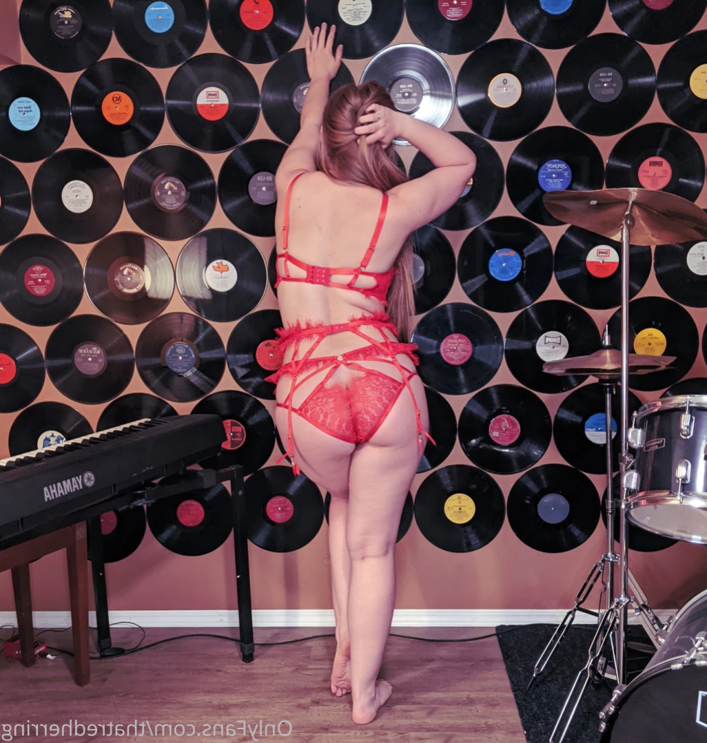 Ivy Orwell [ thatredherring ] Onlyfans leaked photo 12038536 on Hotleaks.tv