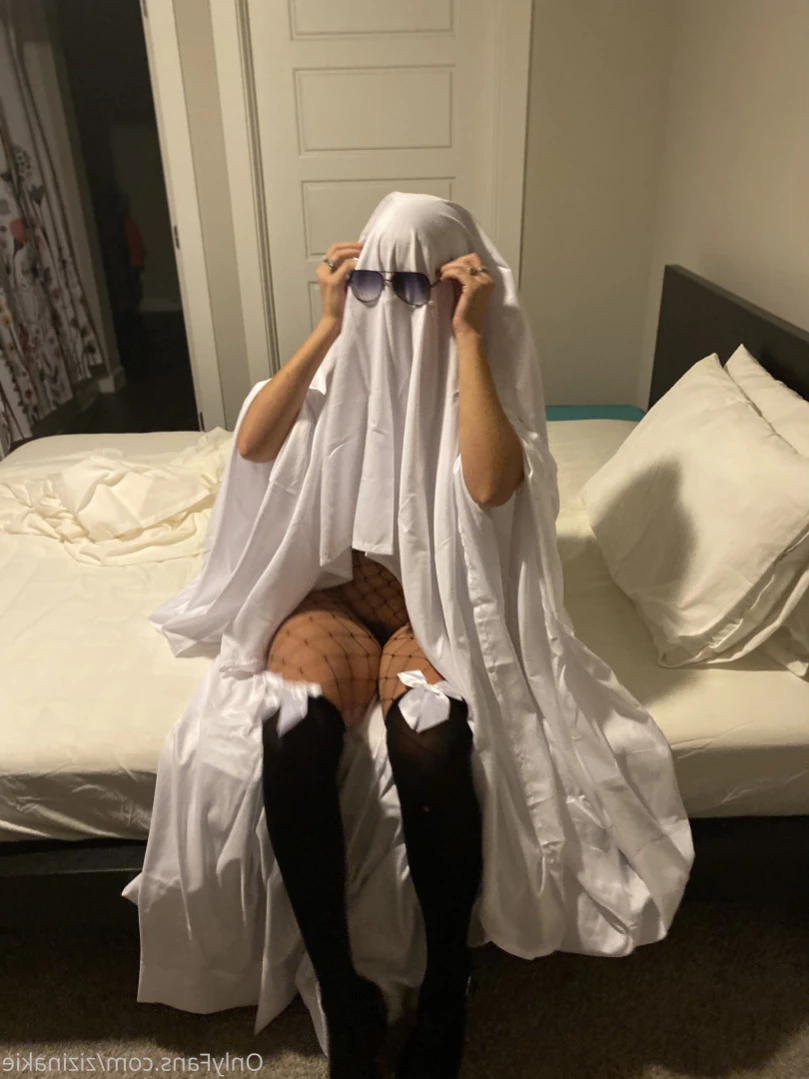 Zizi [ zizinakie ] Onlyfans leaked photo 12581222 on Hotleaks.tv