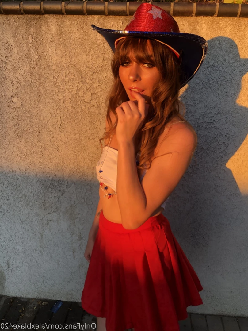 Alex Blake [ alexblake420 ] Onlyfans leaked photo 16380606 on Hotleaks.tv