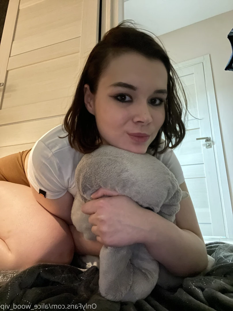 Alice Wood Secrets🌹 [ alice_wood_vip ] Onlyfans leaked photo 12100768 on Hotleaks.tv