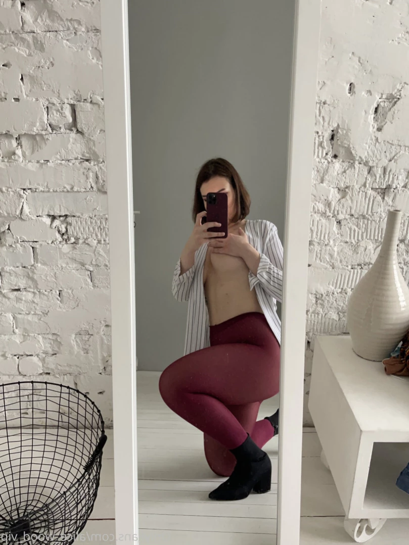 Alice Wood Secrets🌹 [ alice_wood_vip ] Onlyfans leaked photo 15851563 on Hotleaks.tv