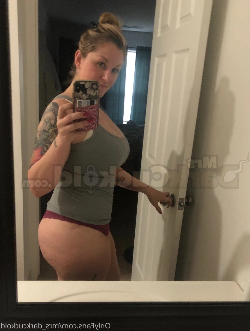 MrsDarkCuckold [ mrs_darkcuckold ] Onlyfans leaked photo 845480 on Hotleaks.tv