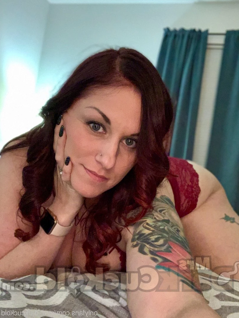 MrsDarkCuckold [ mrs_darkcuckold ] Onlyfans leaked photo 845625 on Hotleaks.tv