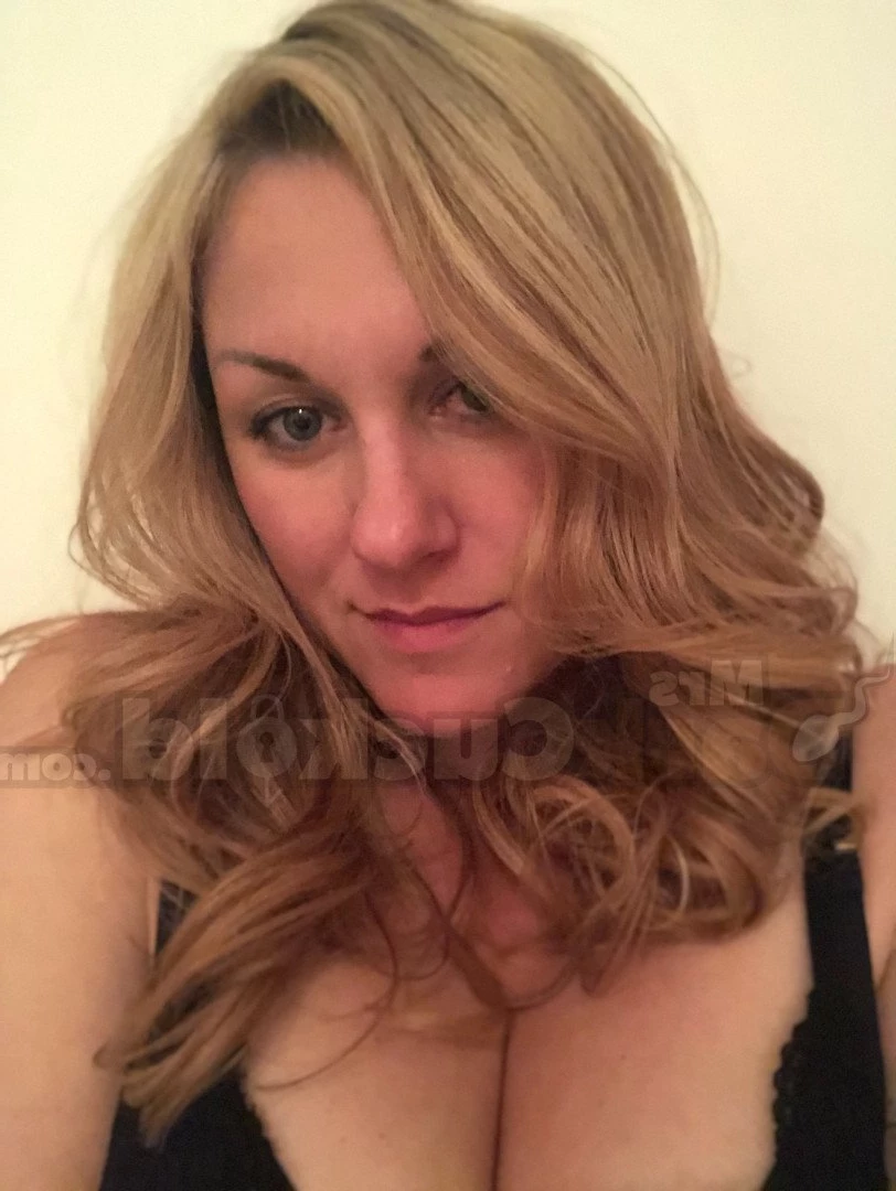 MrsDarkCuckold [ mrs_darkcuckold ] Onlyfans leaked photo 845713 on Hotleaks.tv