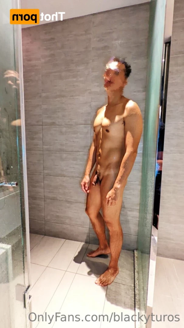 KuroLee （李小黑） [ blackyturos ] Onlyfans leaked photo 15528272 on Hotleaks.tv