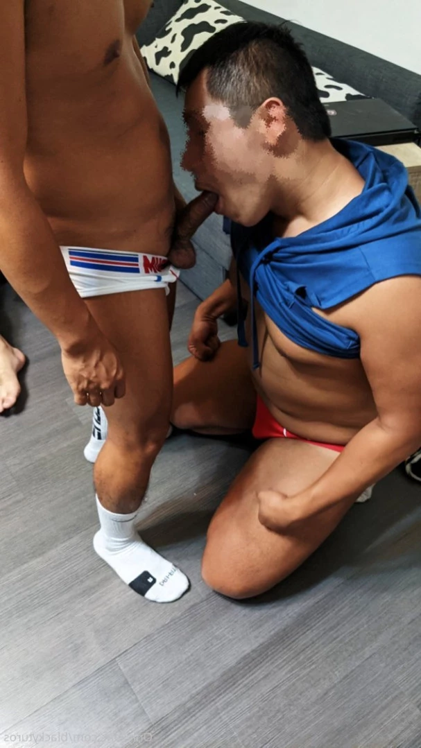 KuroLee （李小黑） [ blackyturos ] Onlyfans leaked photo 16258028 on Hotleaks.tv