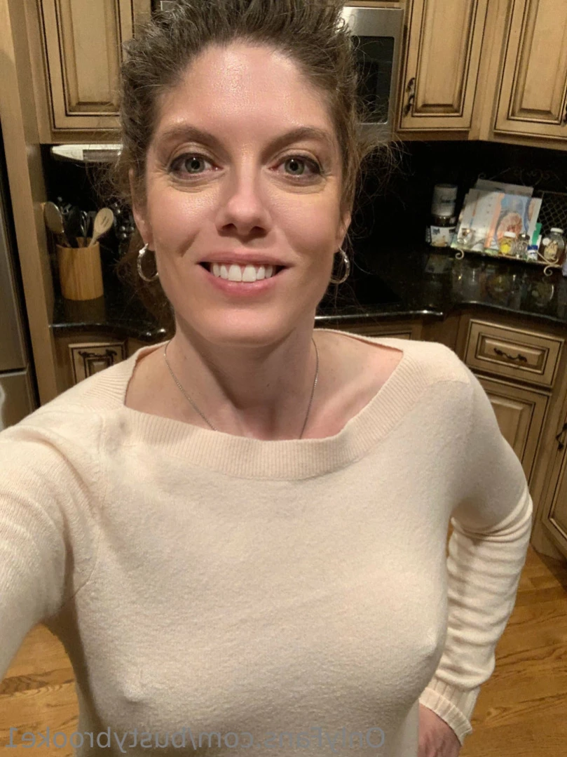 Busty Brooke’s VIP [ bustybrooke1 ] Onlyfans leaked photo 10916455 on Hotleaks.tv