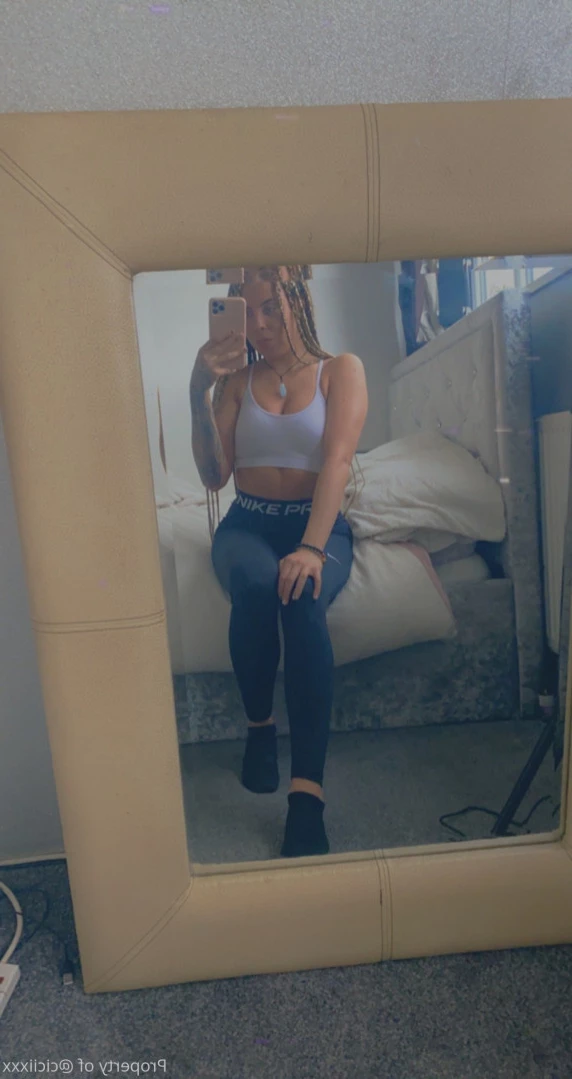 Cloe 👸🏼 🦶🏽 [ cloegrey ] Onlyfans leaked photo 15370927 on Hotleaks.tv