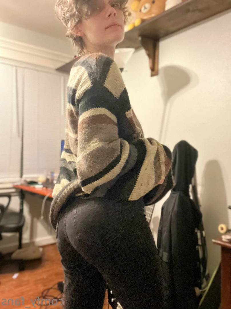 this is a comfy zone [ comfy_fans ] Onlyfans leaked photo 12903266 on Hotleaks.tv