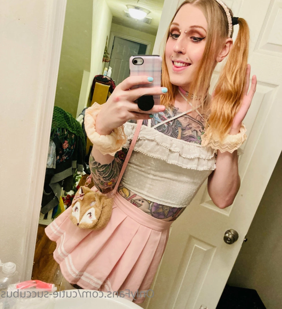 Princess Luci Belle 🏳️‍⚧️🎀👑 [ cutie-succubus ] Onlyfans leaked photo 11892372 on Hotleaks.tv