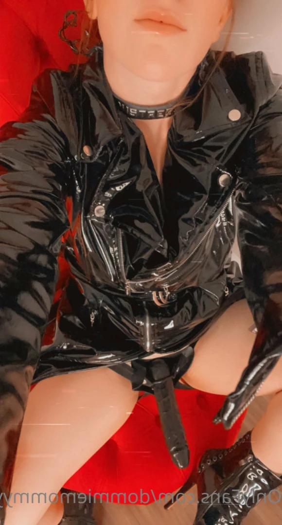 Goddess Gabrielle 🌹 [ dommiemommyy ] Onlyfans leaked photo 11934116 on Hotleaks.tv