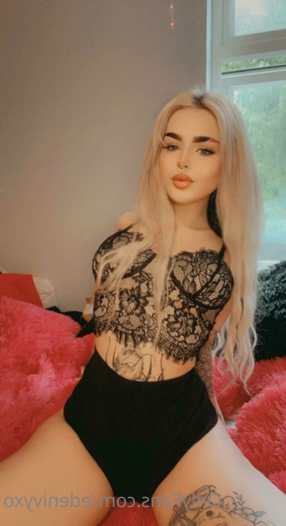 🌿✧ 𝑬𝒅𝒆𝒏 ✧🌿 [ edenxivy ] Onlyfans leaked photo 16245992 on Hotleaks.tv
