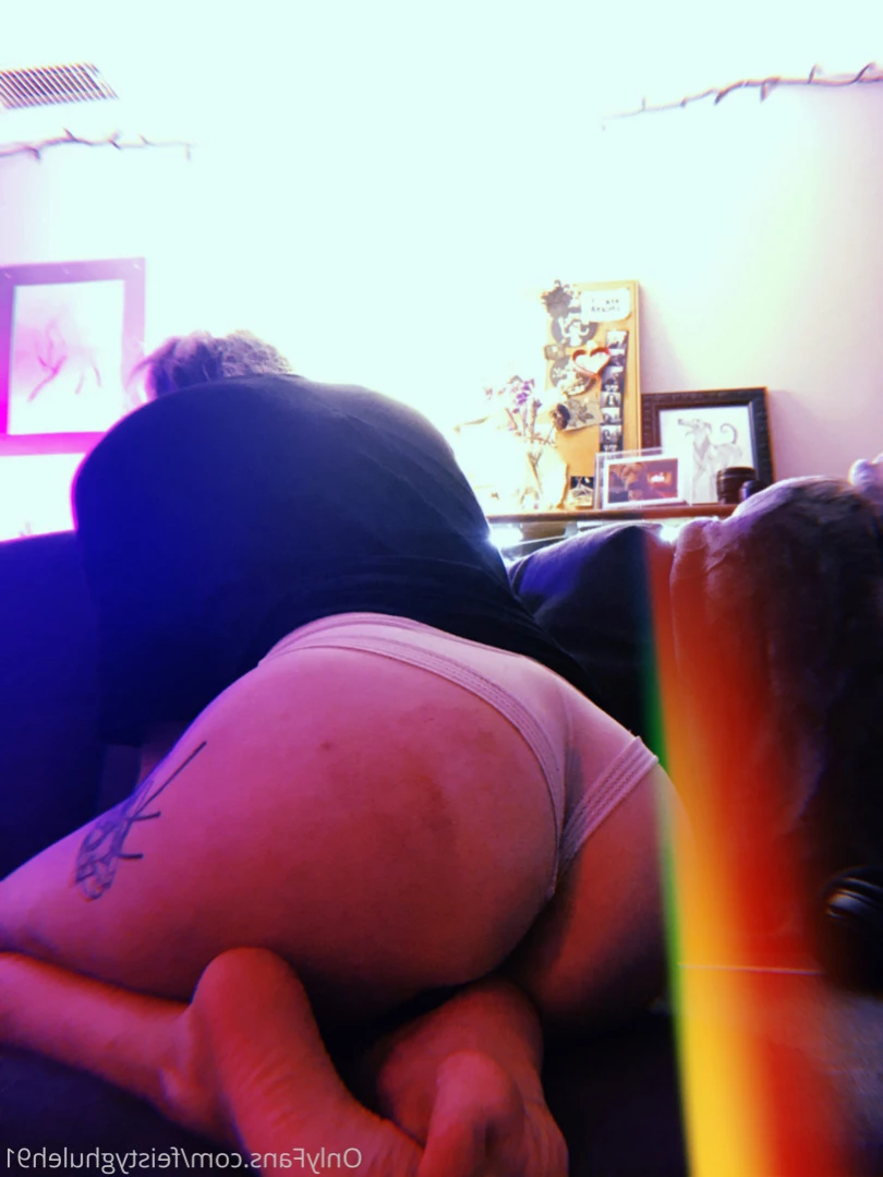Jeune Fille Vulgaire [ feistyghuleh91 ] Onlyfans leaked photo 12281324 on Hotleaks.tv