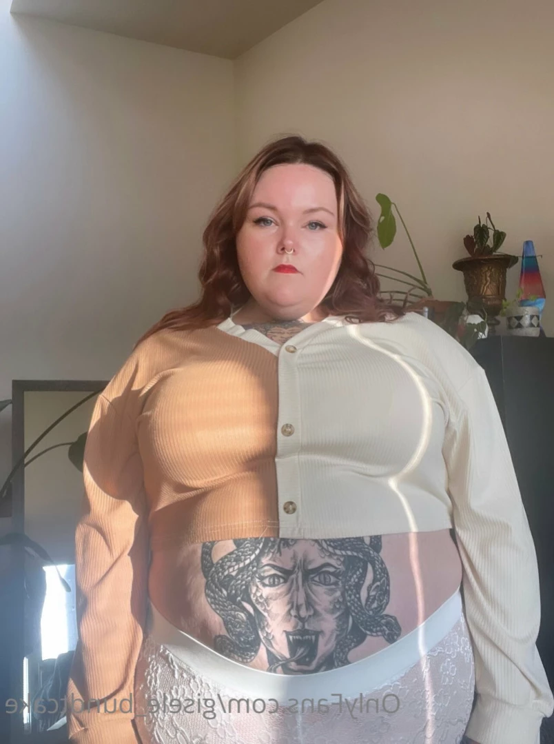 Gisele Bundtcake [ gisele_bundtcake ] Onlyfans leaked photo 11561566 on Hotleaks.tv