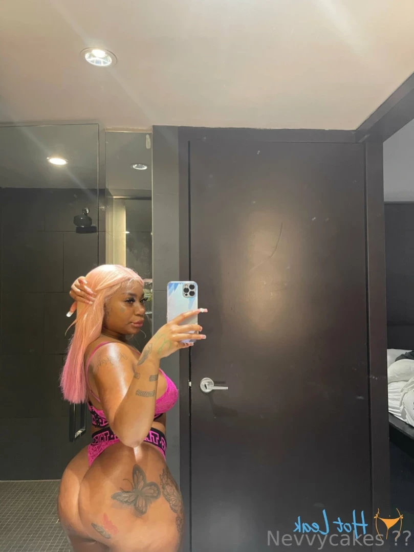 nevvycakes 🥵 sexting [ nevvycakes ] Onlyfans leaked photo 13487117 on Hotleaks.tv