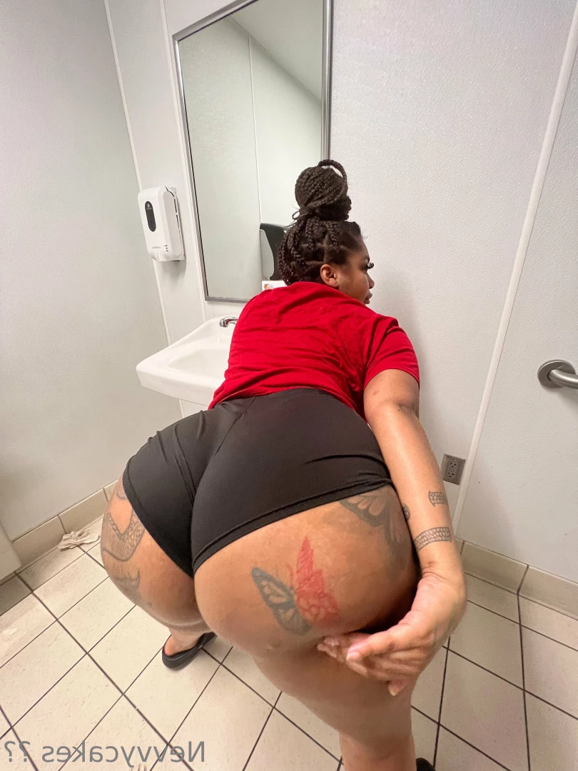 nevvycakes 🥵 sexting [ nevvycakes ] Onlyfans leaked photo 15029916 on Hotleaks.tv