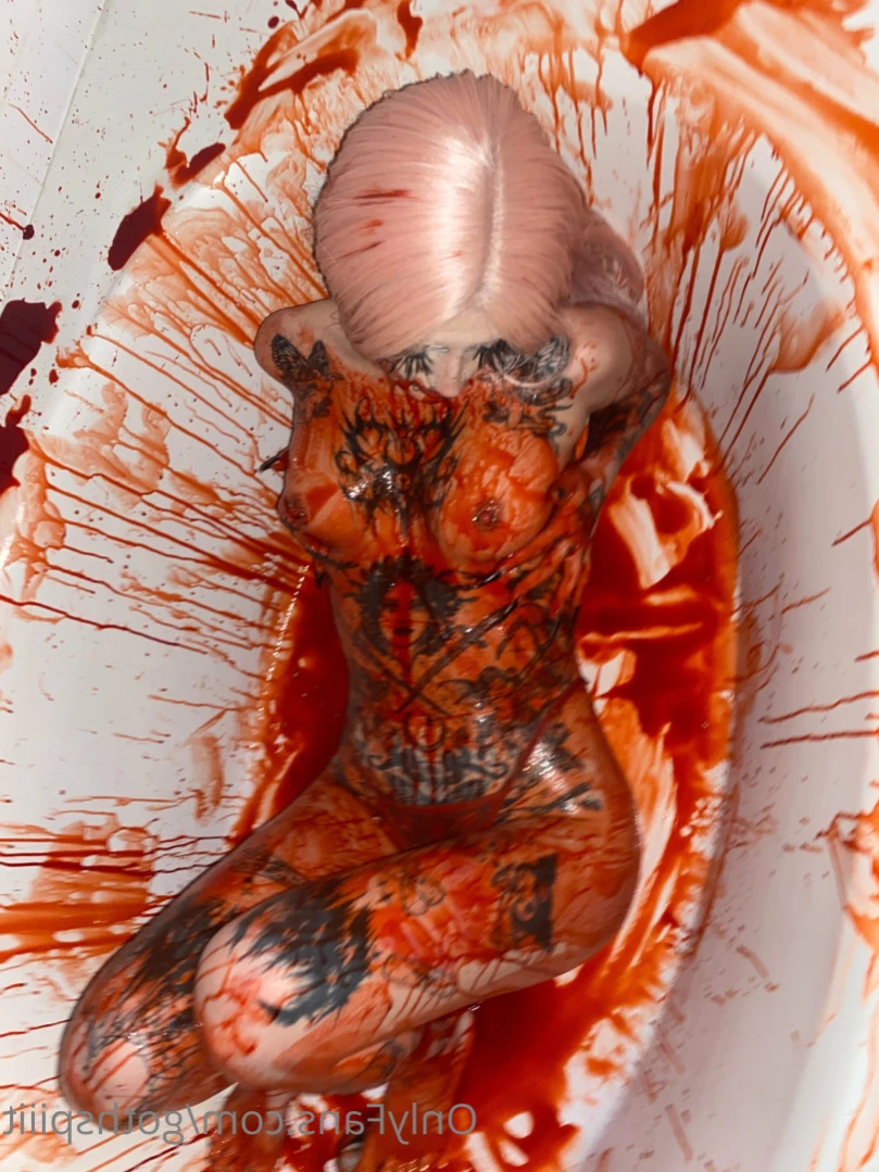 Goth Spit [ gothspiiit ] Onlyfans leaked photo 11519375 on Hotleaks.tv
