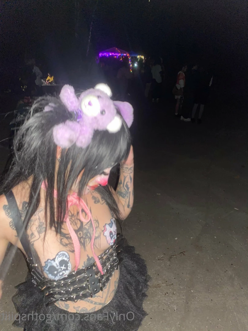 Goth Spit [ gothspiiit ] Onlyfans leaked photo 11587220 on Hotleaks.tv