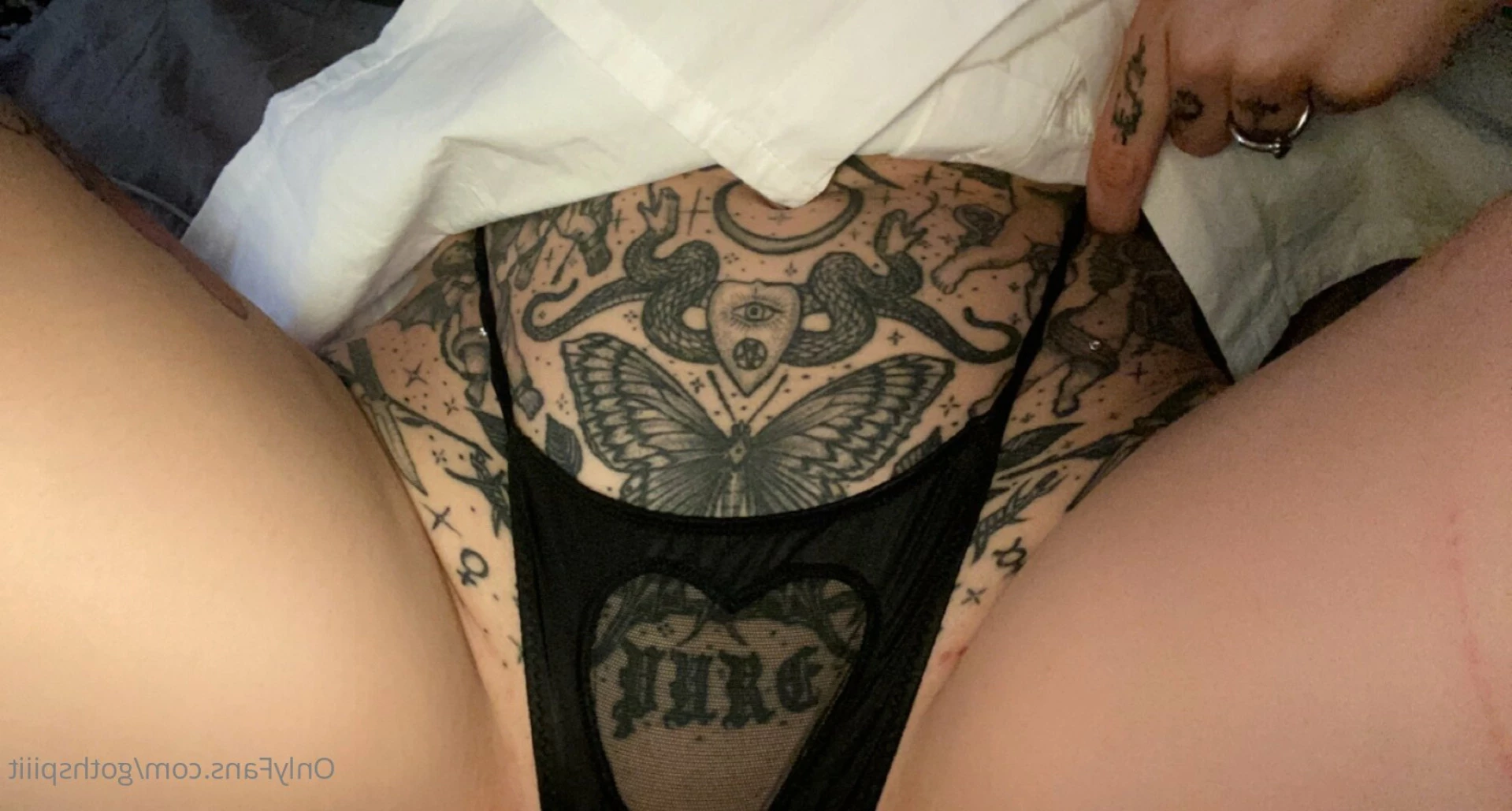 Goth Spit [ gothspiiit ] Onlyfans leaked photo 13893652 on Hotleaks.tv