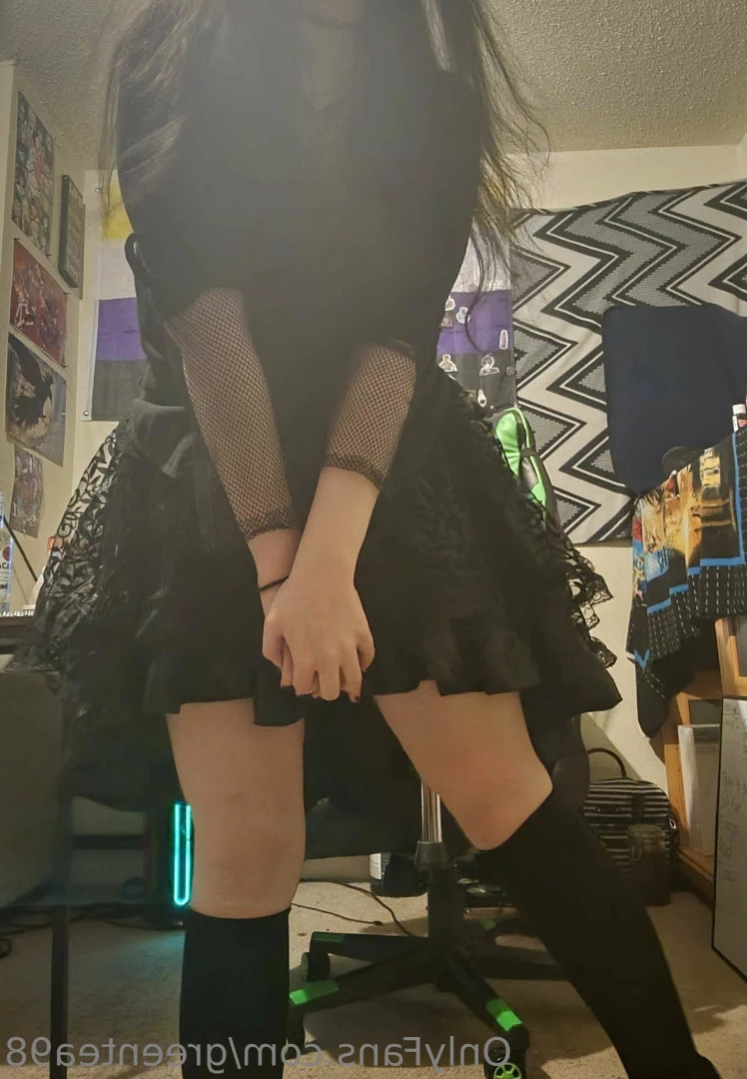 Tea [ greentea98 ] Onlyfans leaked photo 11522912 on Hotleaks.tv