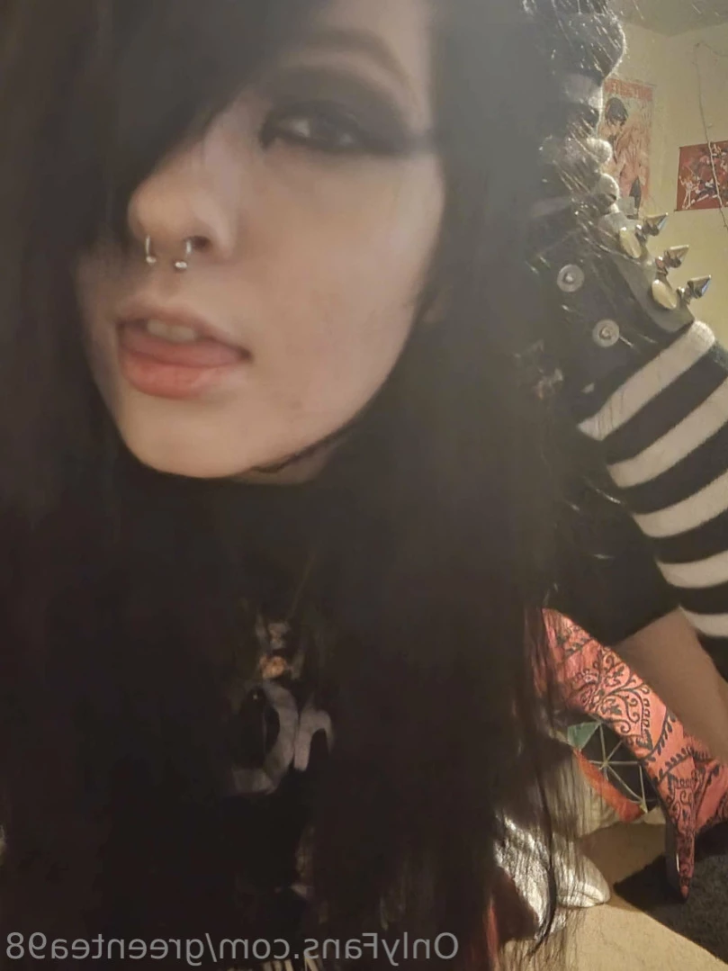 Tea [ greentea98 ] Onlyfans leaked photo 14542772 on Hotleaks.tv